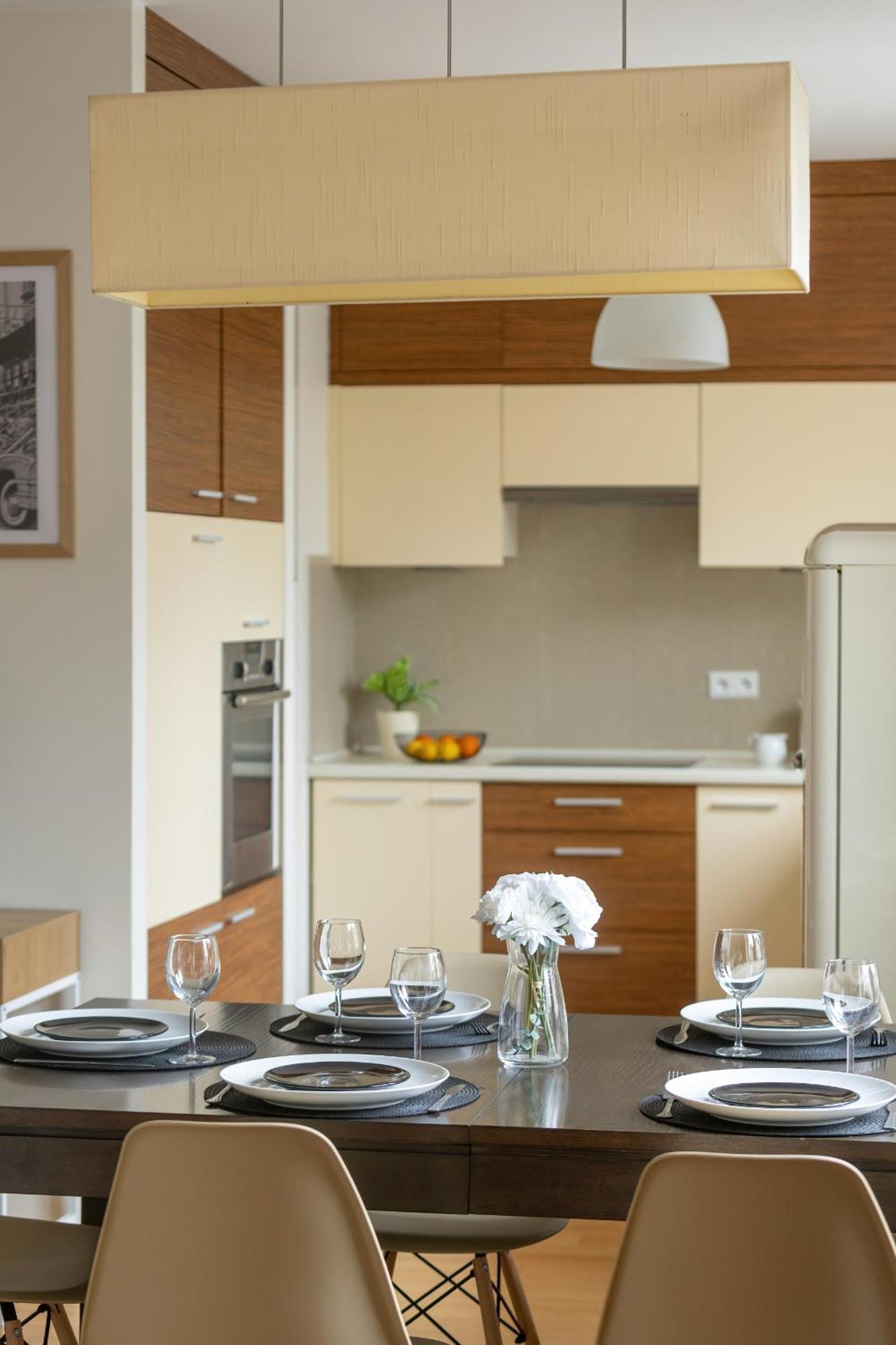 Apartment Heart Of Spacious By Renters
