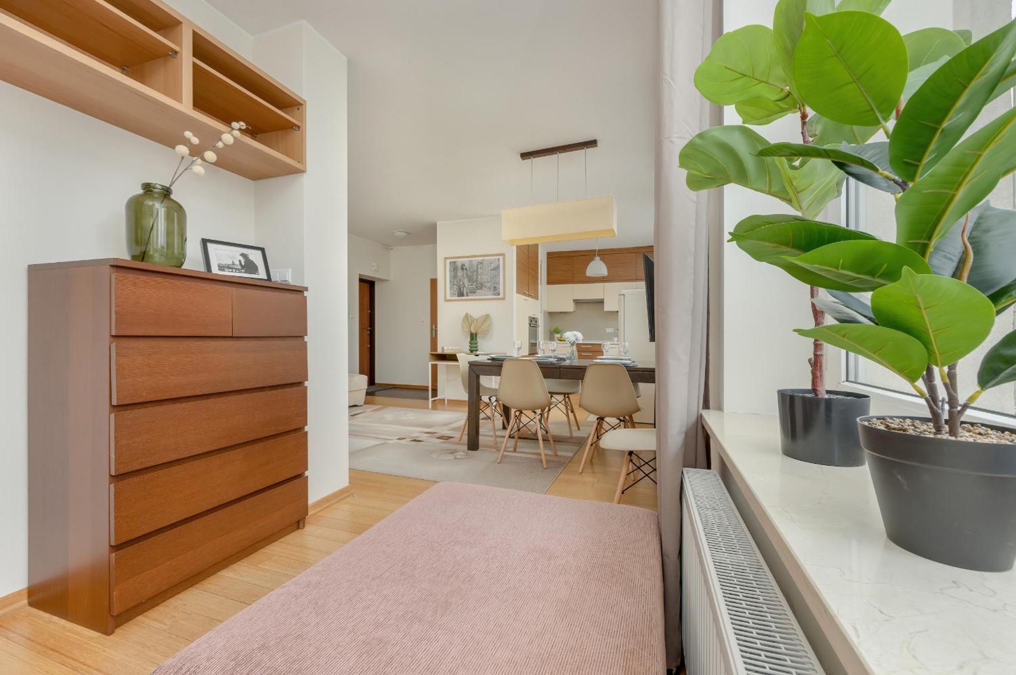 Apartment Heart Of Spacious By Renters