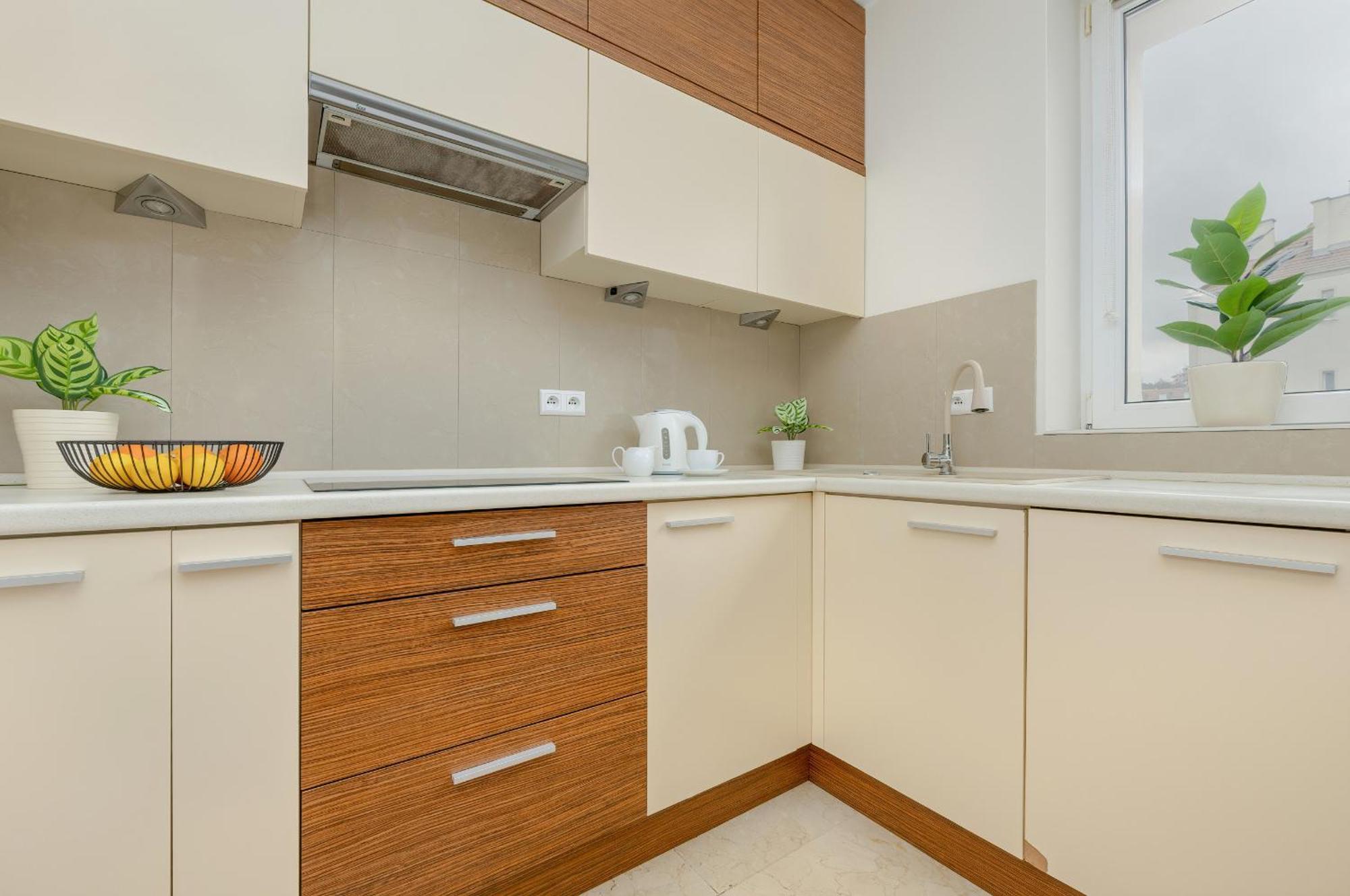 Apartment Heart Of Spacious By Renters